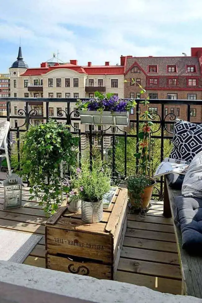 apartment balcony garden ideas