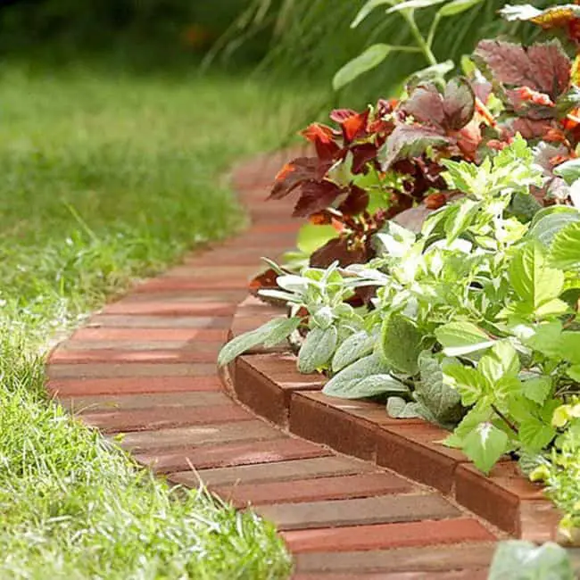  How to Build a Brick Garden Bed