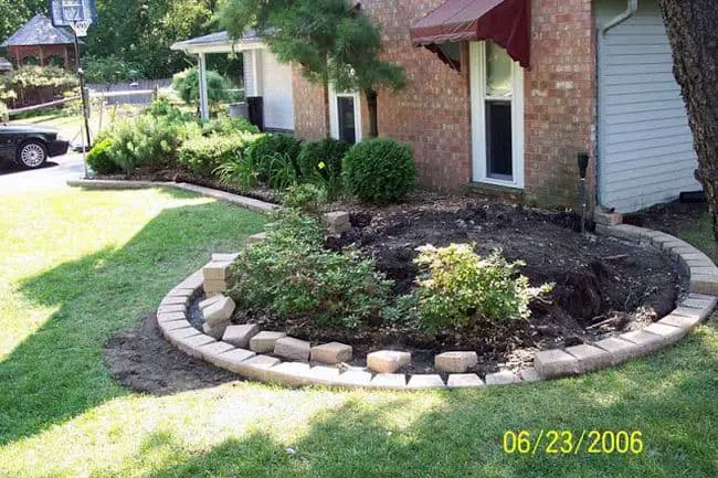 How to Build a Brick Garden Bed